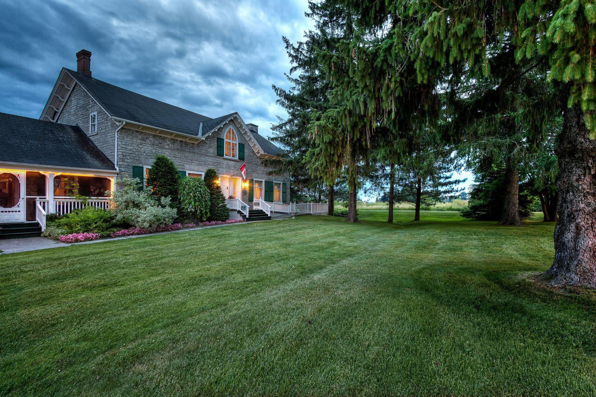The Waring House 3* Picton