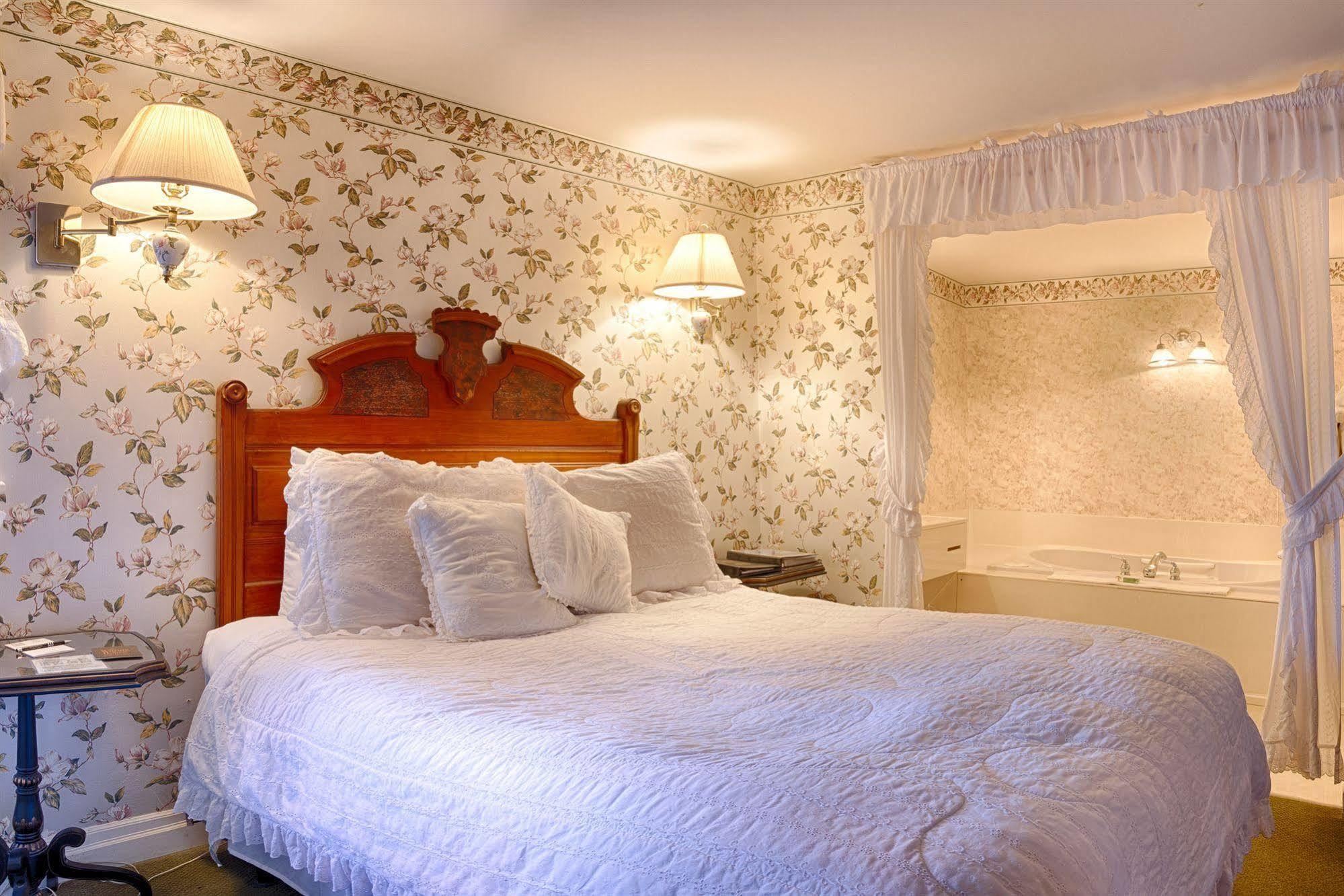 The Waring House Inn