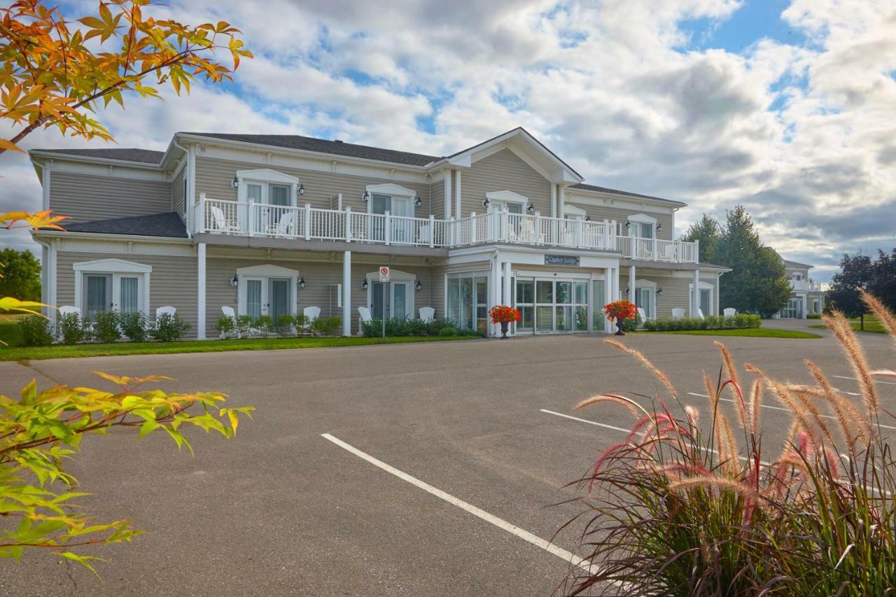 The Waring House 3*